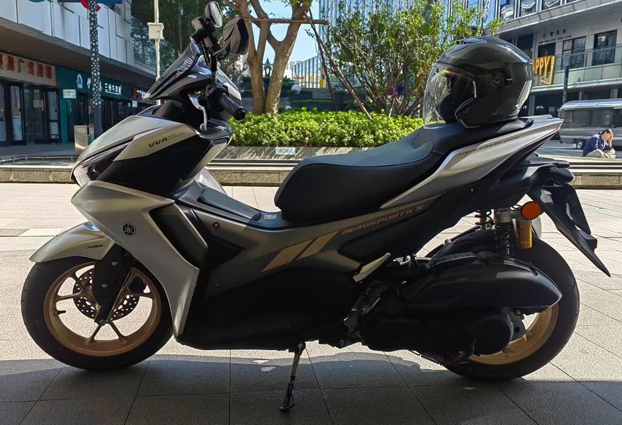 雅马哈 AEROSPORTS X