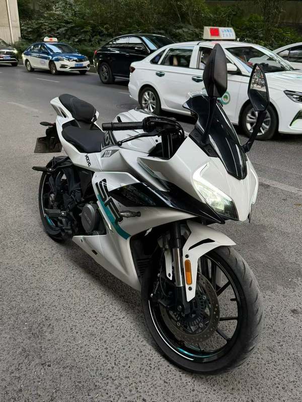 春风 250SR
