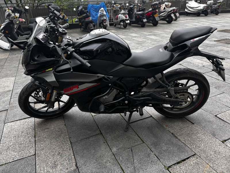 春风 250SR