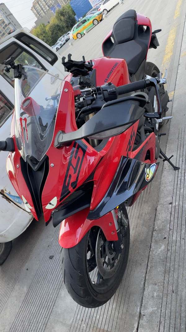 QJMOTOR 赛600