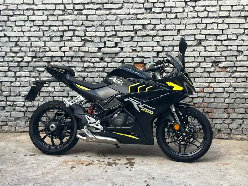 赛科龙 RC250