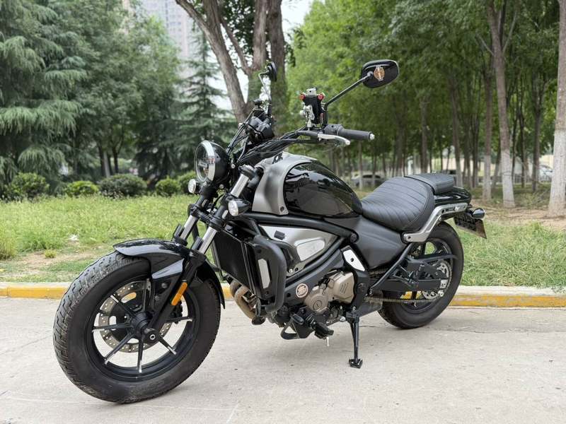 QJMOTOR 闪500S