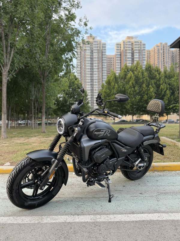 豪爵 TR300