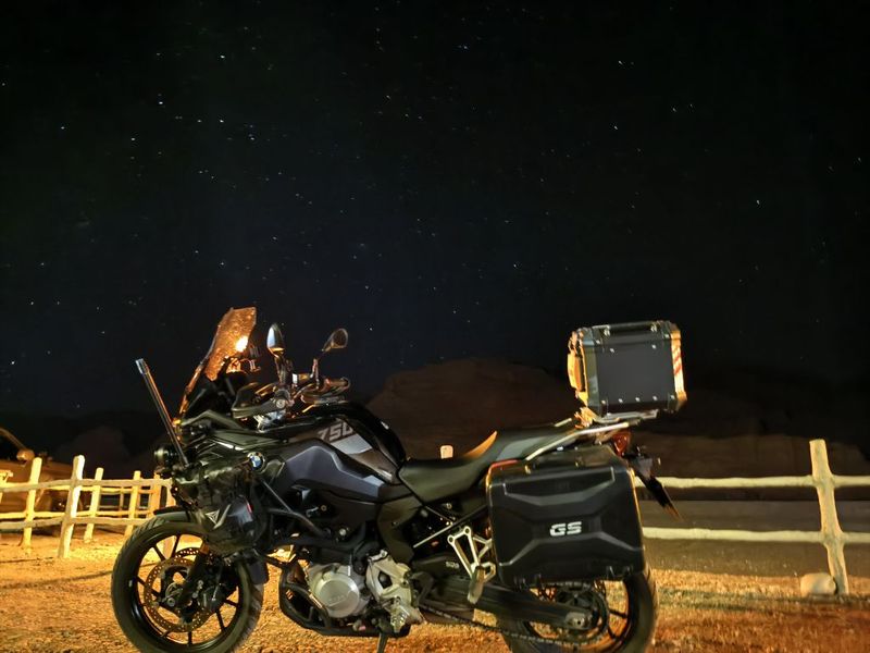 宝马 F 750 GS