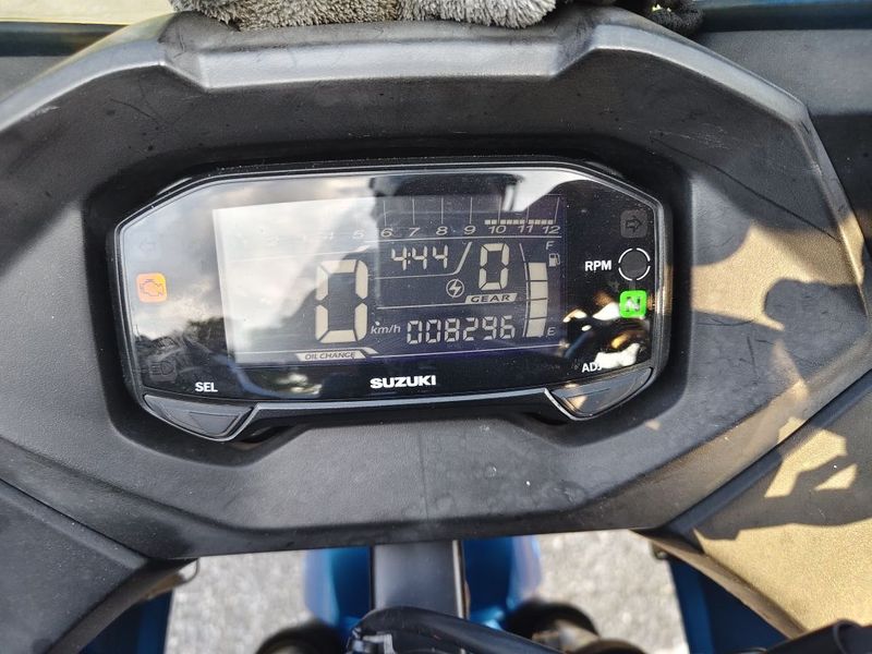 济南铃木 极客飒 Gixxer 155