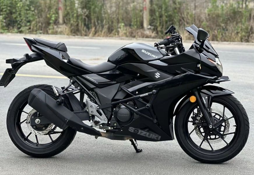豪爵铃木 GSX250R