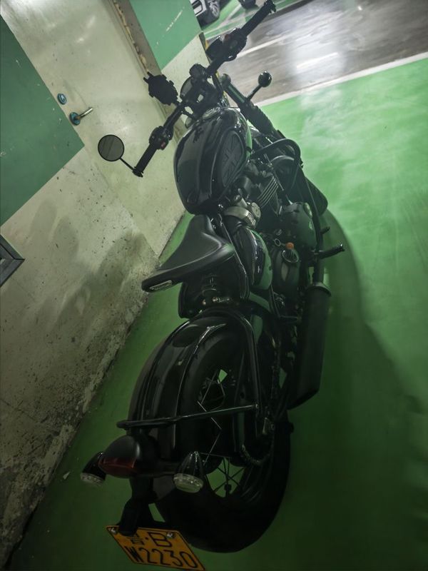 凯旋 Bonneville Bobber