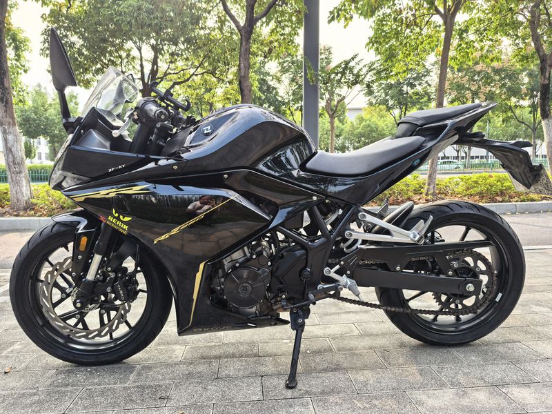 凯越 250RR 刺鸟