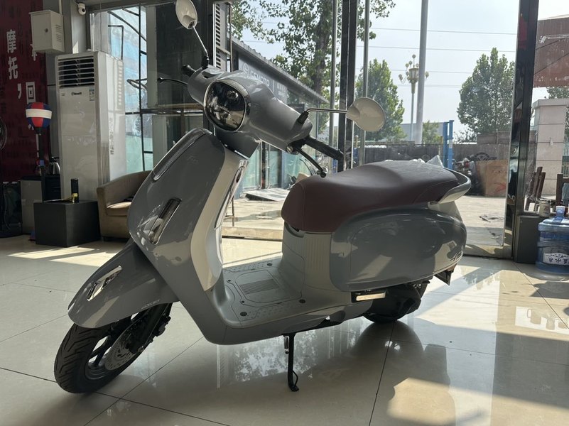 五羊本田 NWF125