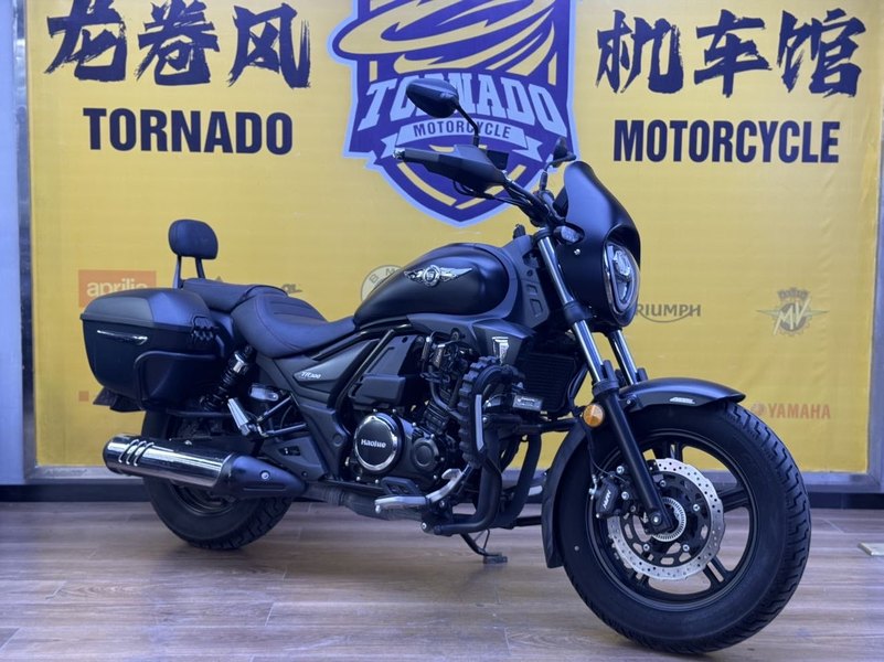 豪爵 TR300