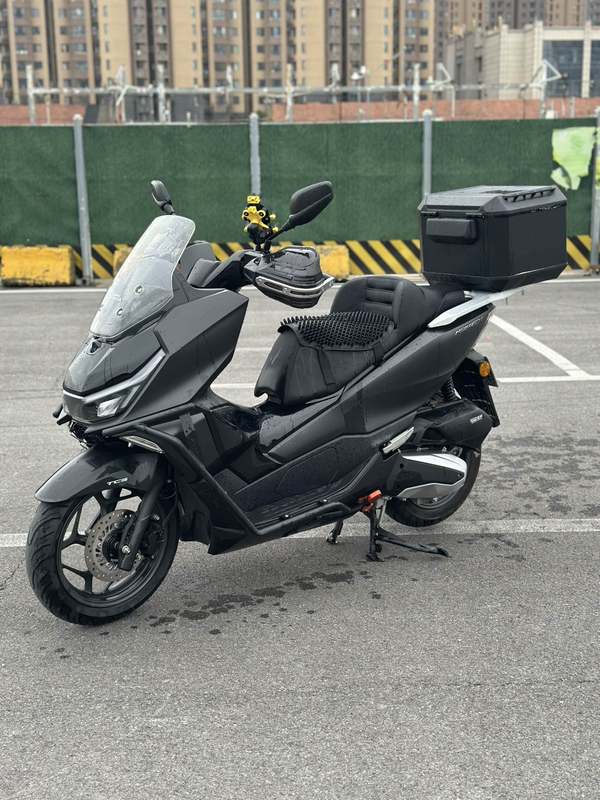 新大洲本田 NS150GX