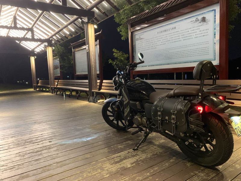 QJMOTOR 闪150