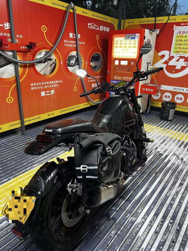贝纳利 幼狮 Leoncino 500