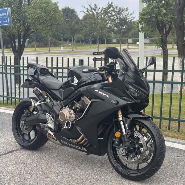 本田DREAMWING CBR650R
