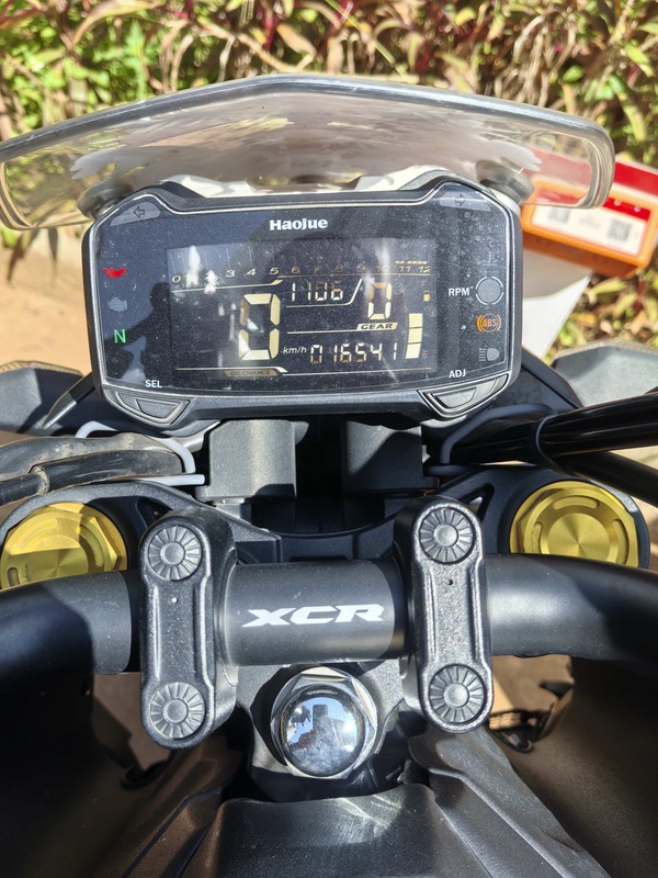 豪爵 XCR300