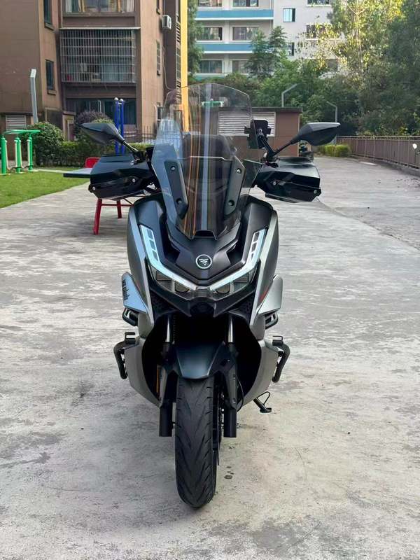 无极 SR250GT