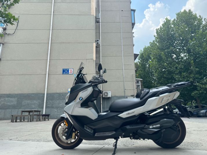 宝马 C 400