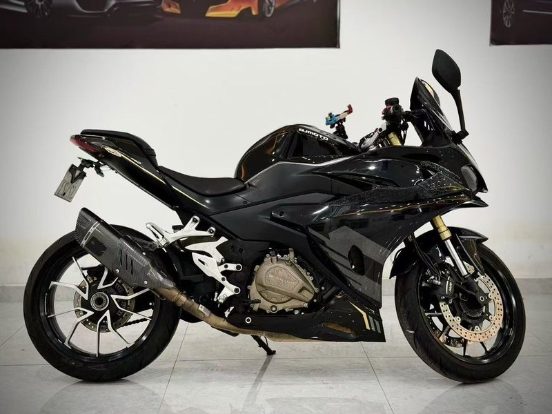 QJMOTOR 赛450