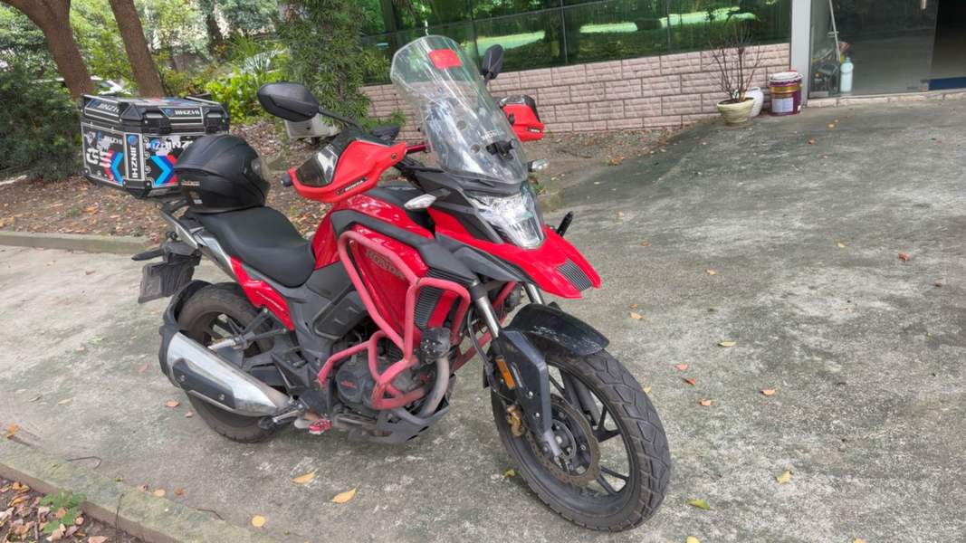 五羊本田 猛鸷 CB190X