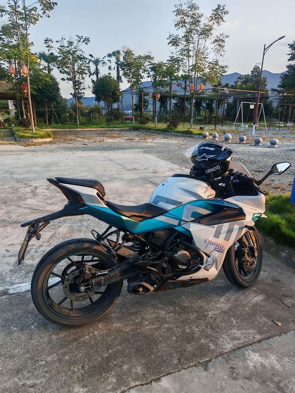 春风 250SR