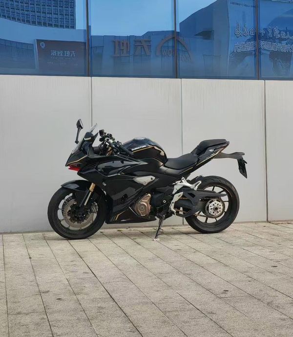 QJMOTOR 赛450