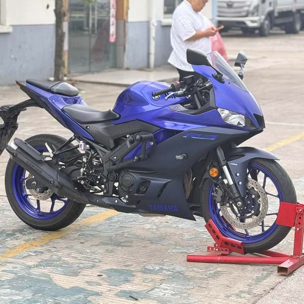 雅马哈 YZF-R3