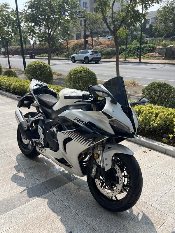 QJMOTOR 赛600
