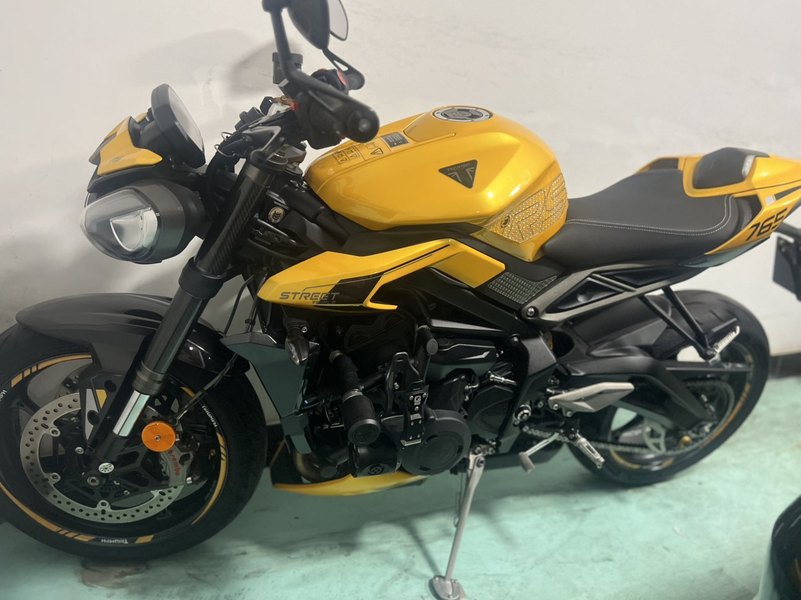 凯旋 Street Triple 765