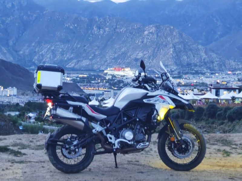 贝纳利 金鹏 TRK502