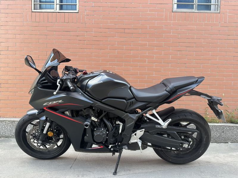 本田DREAMWING CBR650R