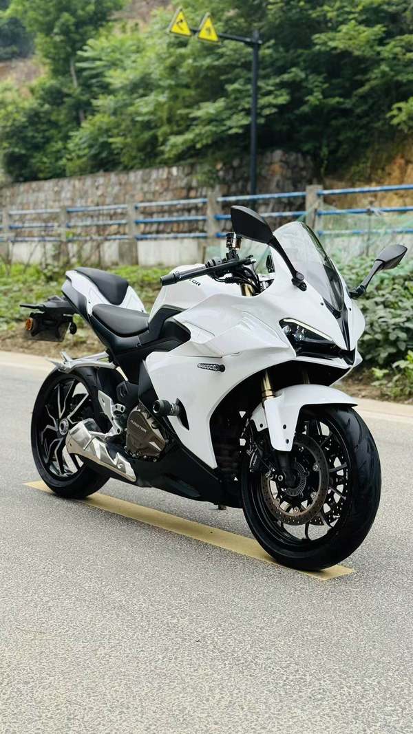 QJMOTOR 赛450