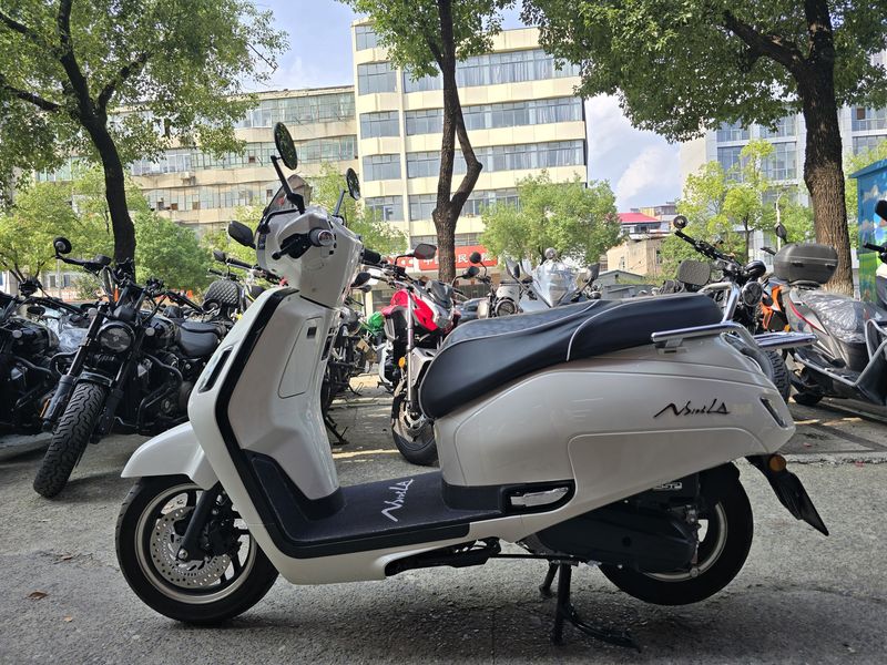 新大洲本田 NS125LA