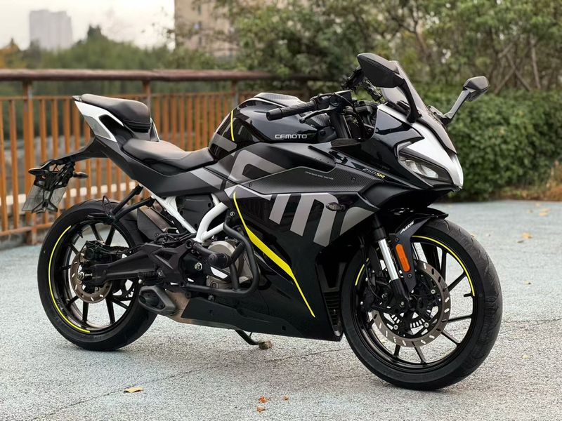 春风 250SR