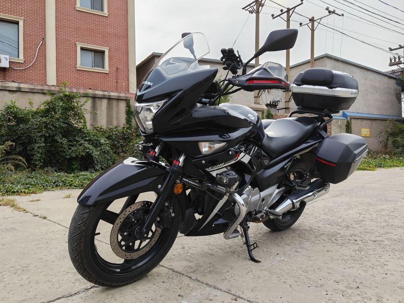 豪爵铃木 骊驰 GW 250F