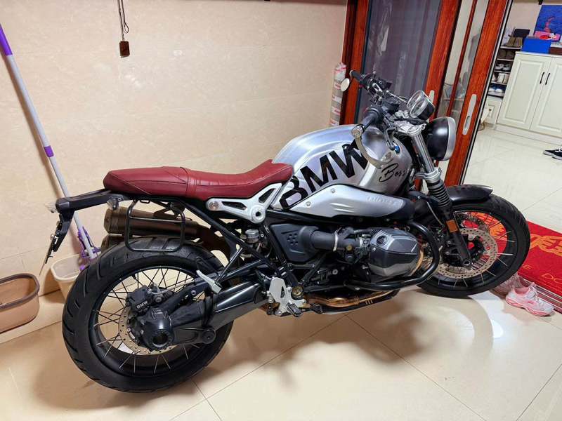 宝马 R NineT