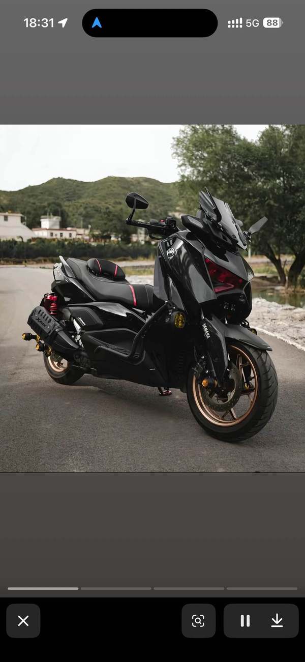 雅马哈 XMAX