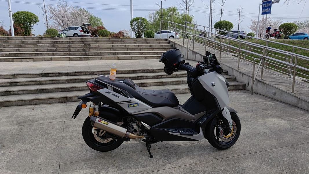 雅马哈 XMAX