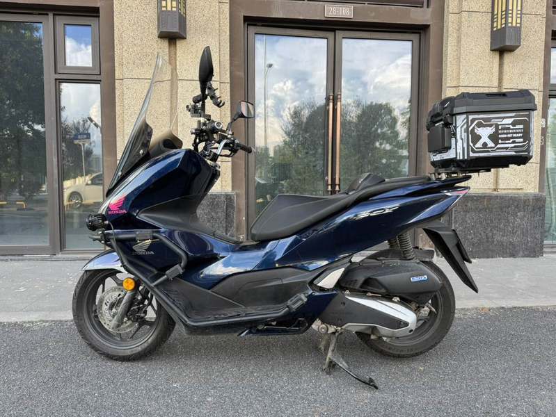 五羊本田 PCX