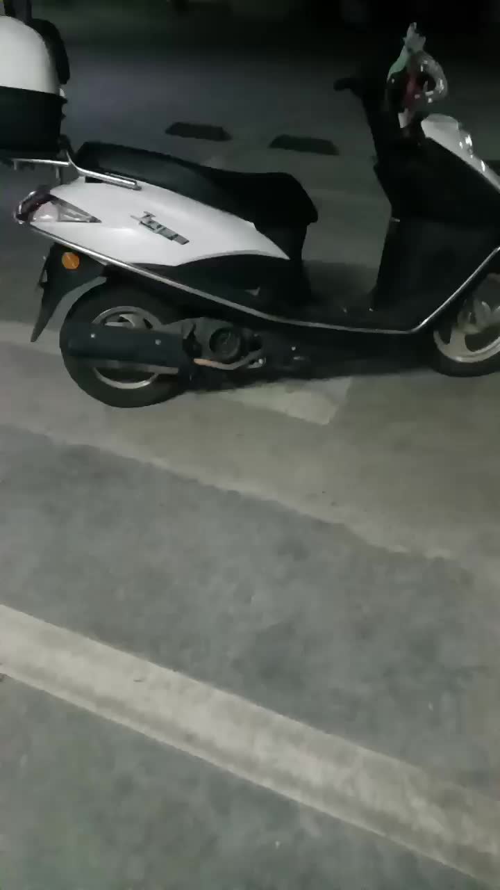 五羊本田 SCR 喜鲨125