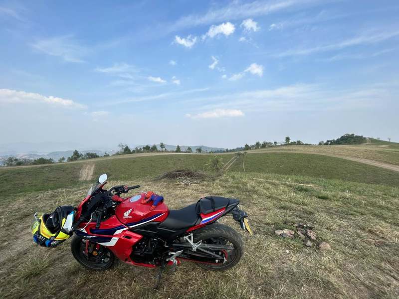 本田WING CBR400R