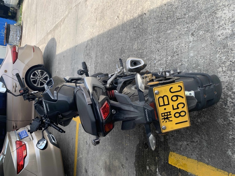 五羊本田 CB190R 暴锋眼