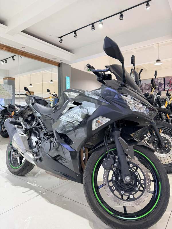 川崎 Ninja 400