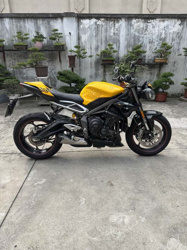 凯旋 Street Triple 765