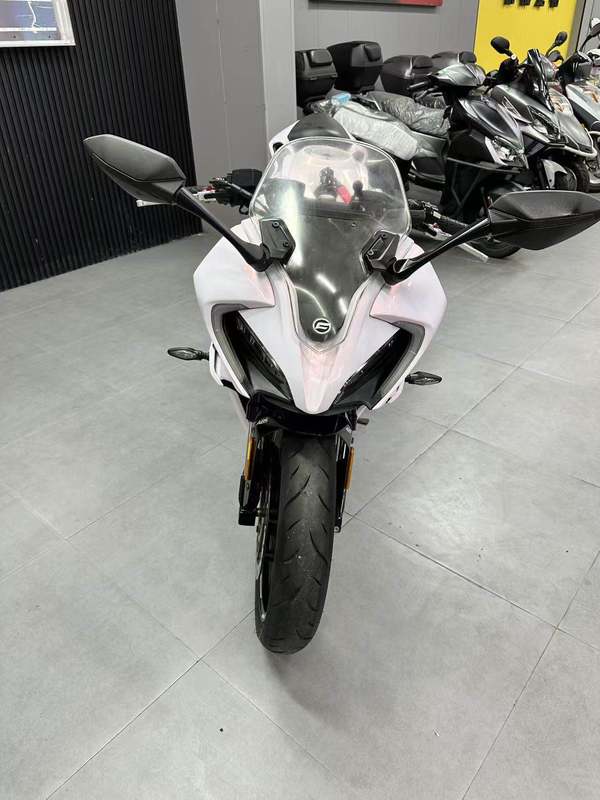 春风 250SR