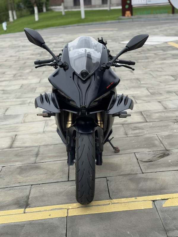 QJMOTOR 赛600