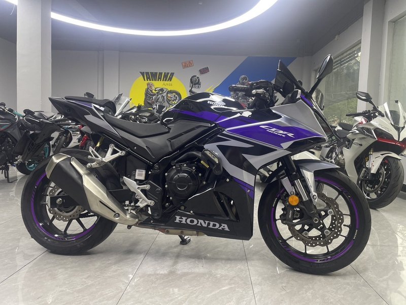 本田WING CBR400R