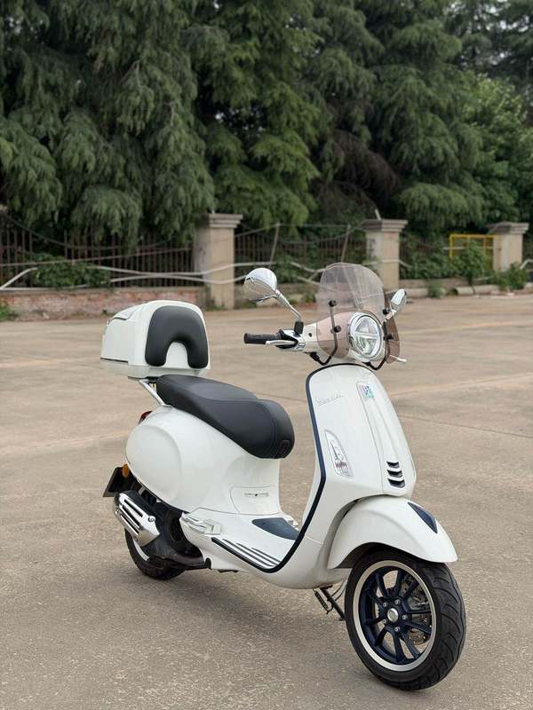 VESPA Primavera 150
