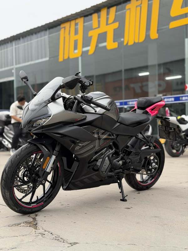 春风 250SR