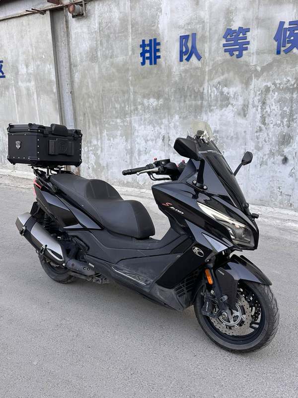光阳 赛艇 S400