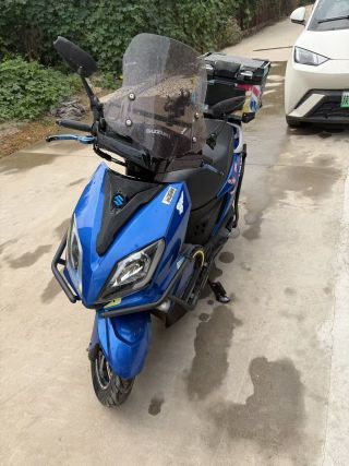 济南铃木 UY125